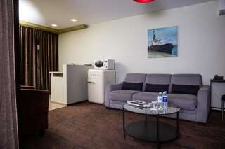 Отель HOF HOTEL Каунас Апартаменты с 1 спальней-3
