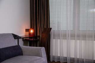 Отель HOF HOTEL Каунас Апартаменты с 1 спальней-5